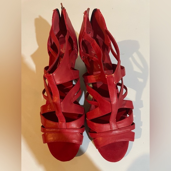 easy street Shoes - Easy Street Red Chunky Sandals 9WW NWD